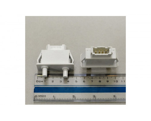 Выключатель освещения холоодильника Daewoo, кнопочный, 4 контакта